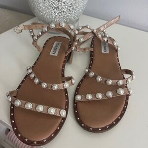 Steve Madden Sandals Size 9